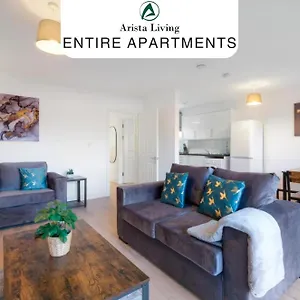 Pinewood Studios, Iver Heathrow 1 & 2 Bedroom With Parking By Arista Living Apartment