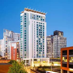 Radisson Blu Hotel, Hotel
